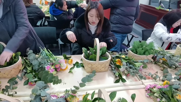 南昌市政建設集團三八婦女節(jié)插花活動6003.jpg