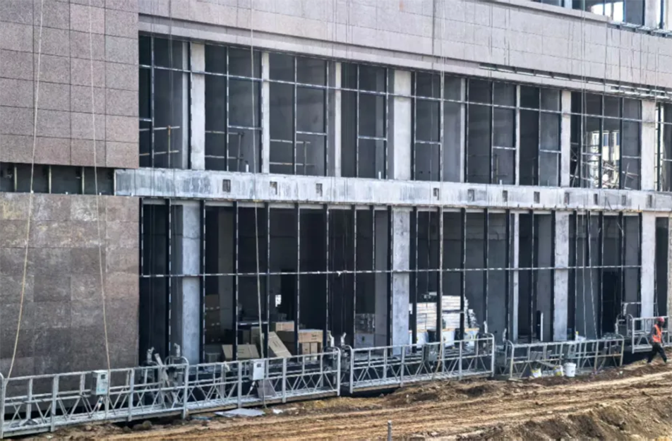 南昌市政建設(shè)集團有限公司緊急開展強對流天氣專項安全檢查，全面排查設(shè)備加固、用電安全、排水防澇及應急物資，筑牢極端天氣施工安全防線